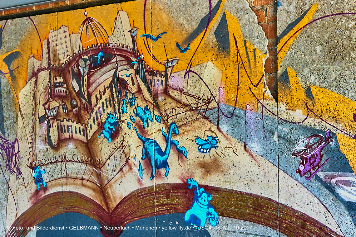 21.03.2017 - Abrissbaustelle Quiddezentrum in Neuperlach